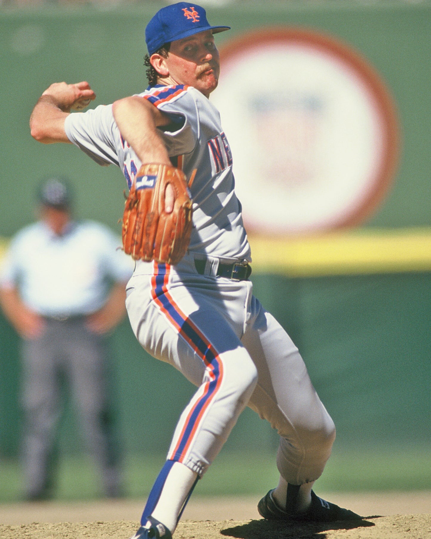 Frank Viola's Autographed 8X10